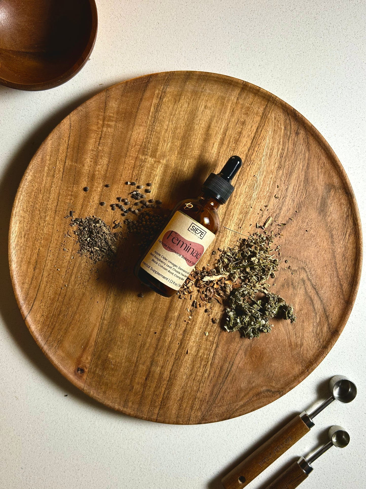 Feminae Tincture - Hormone balance, menstrual cycle, menopause